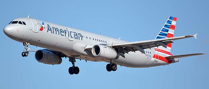 American Airbus A321-231 N583UW, Phoenix Sky Harbor, January 9, 2016